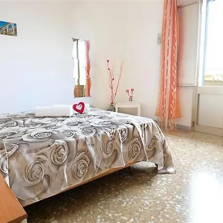 Ferienwohnung Dimora De Viti Ortelle Exterior foto