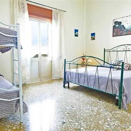 Ferienwohnung Dimora De Viti Ortelle Exterior foto
